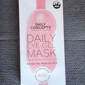 New in box gel eye mask